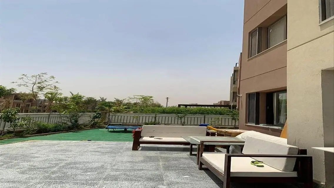 Luxury Villa for Sale - 5 Bedrooms with Private Garden