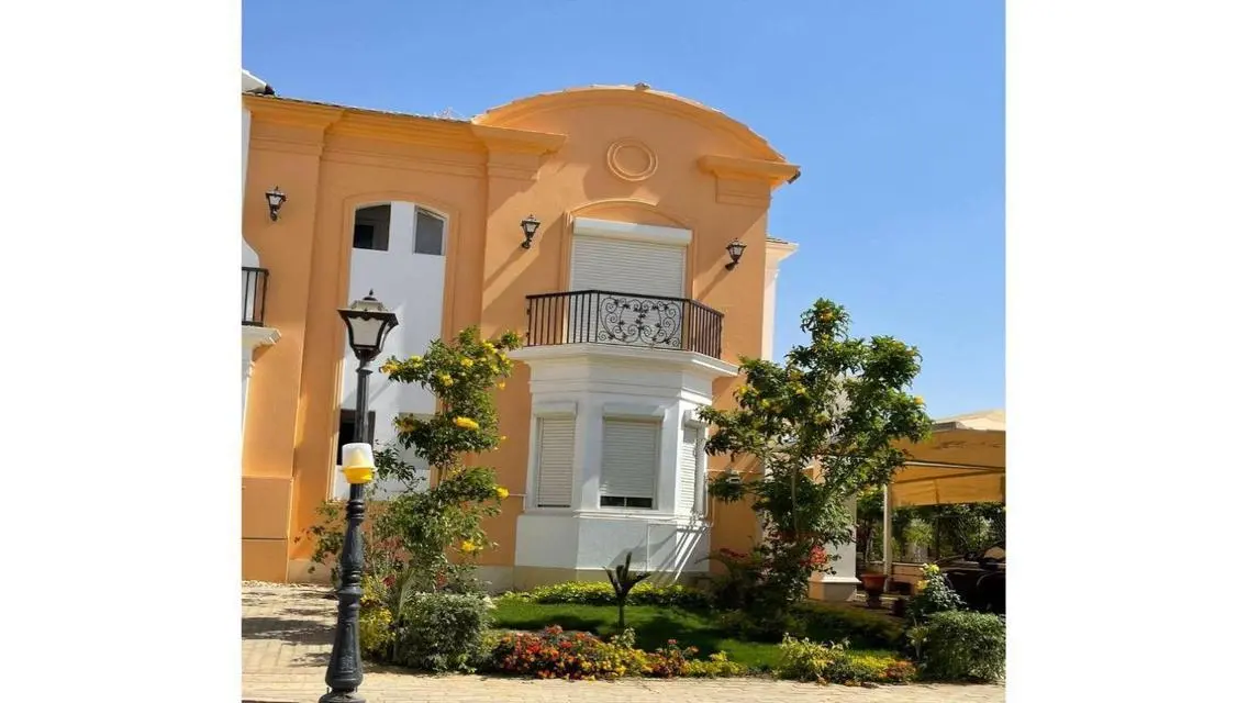 Luxurious Mansion with Private Pool and Beautiful Garden