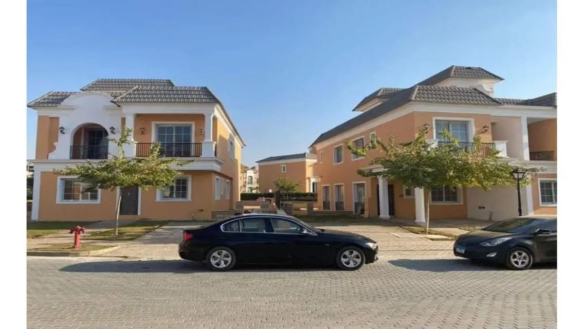 Luxurious Mansion with Private Pool and Beautiful Garden