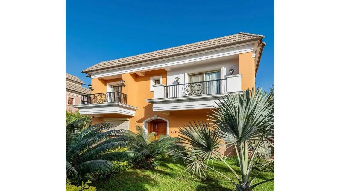 Luxurious Mansion with Private Pool and Beautiful Garden