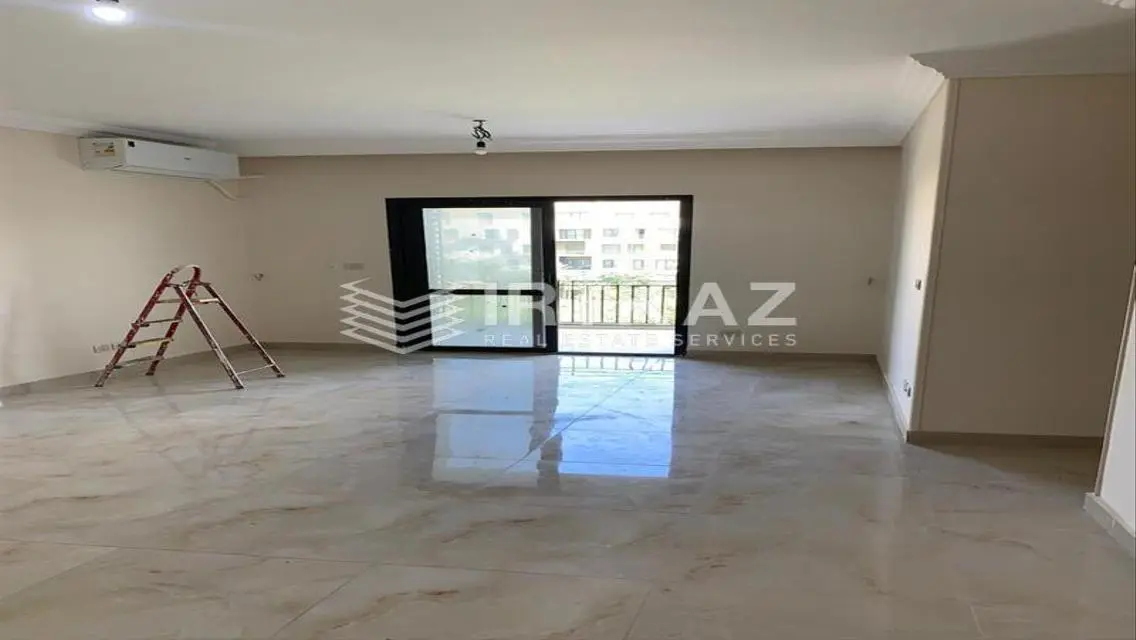 Luxurious 130 sqm Apartment in AUC