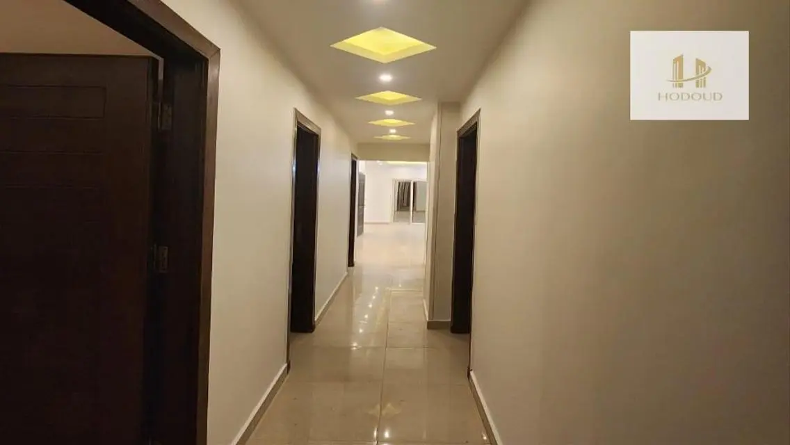 شقة فاخرة للإيجار في قلب المدينة