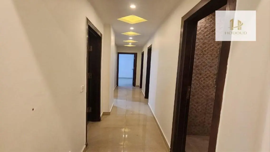شقة فاخرة للإيجار في قلب المدينة