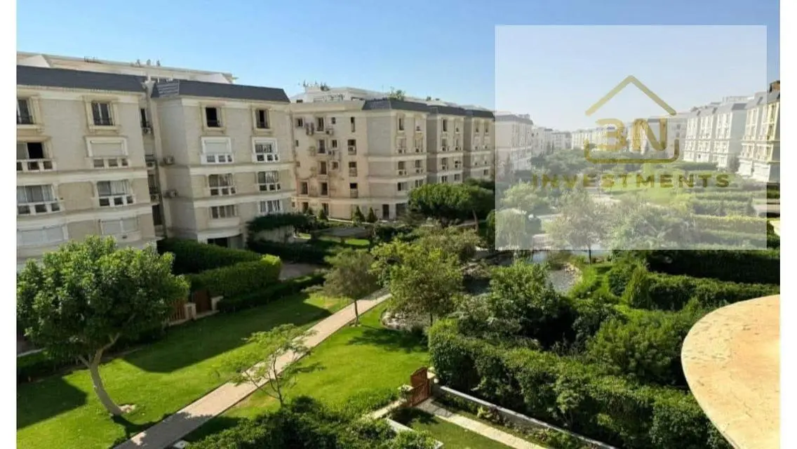 شقة فاخرة بمساحة كبيرة بسعر مغري