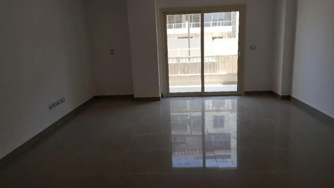 Luxury Villa with Private Garden and Pool in the Heart of the City