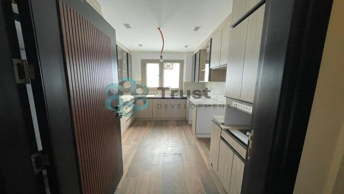 Luxury Apartment of 240 sqm with Stunning Views