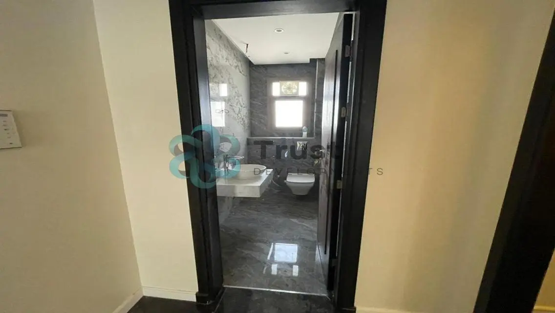 Luxury Apartment of 240 sqm with Stunning Views
