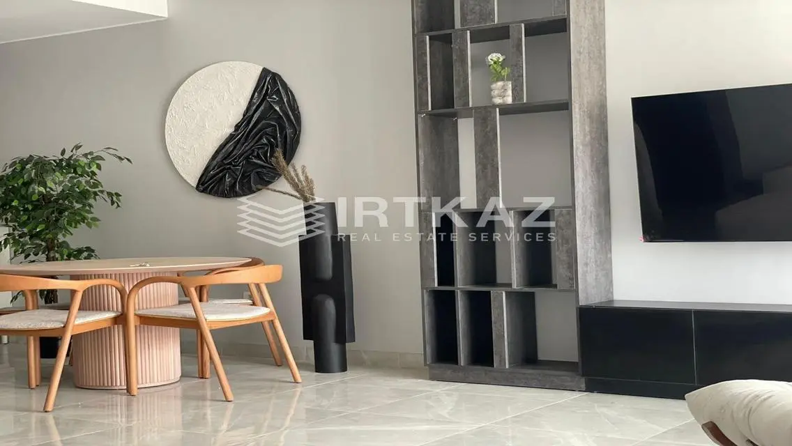 Luxurious Apartment with Contemporary Design for Sale