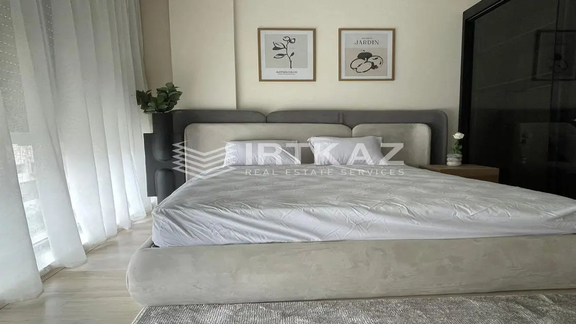 Luxurious Apartment with Contemporary Design for Sale
