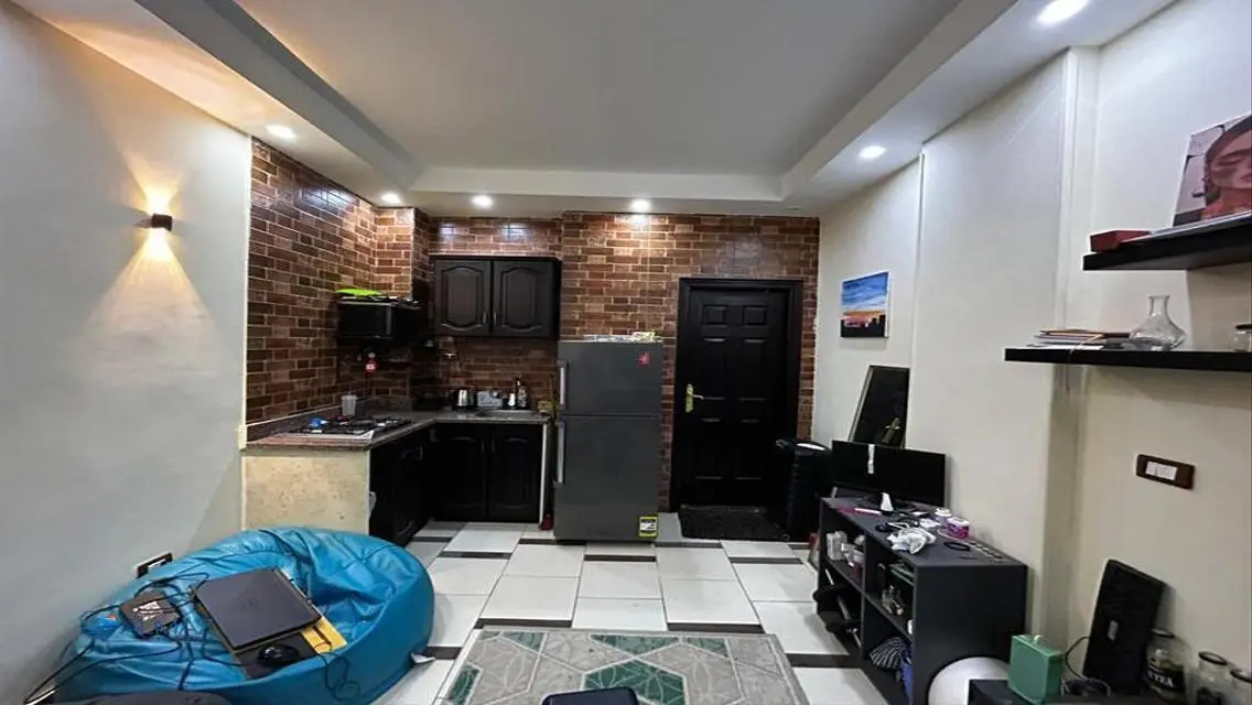 Luxury Apartment for Sale in E8711-B-40-15