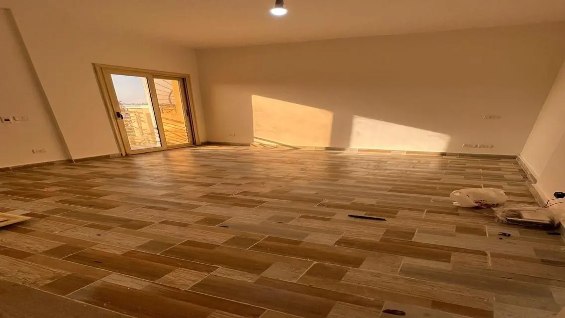 Stunning 185 sqm Apartment in a Develop Area