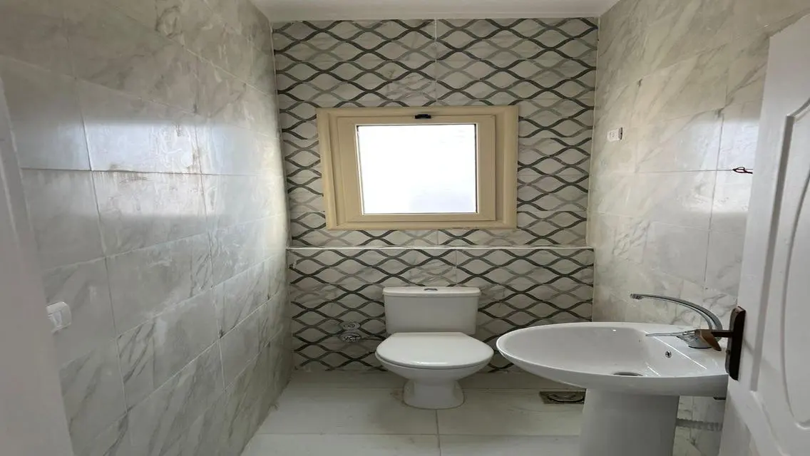 Stunning 185 sqm Apartment in a Develop Area