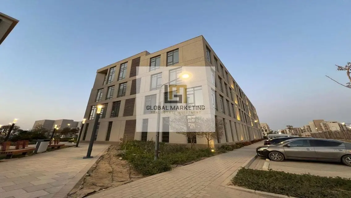 Investment Opportunity in 125 sqm Office