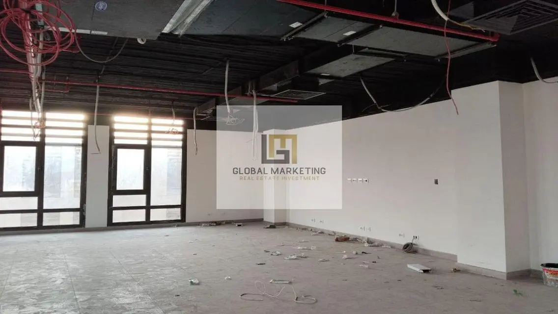 Investment Opportunity in 125 sqm Office