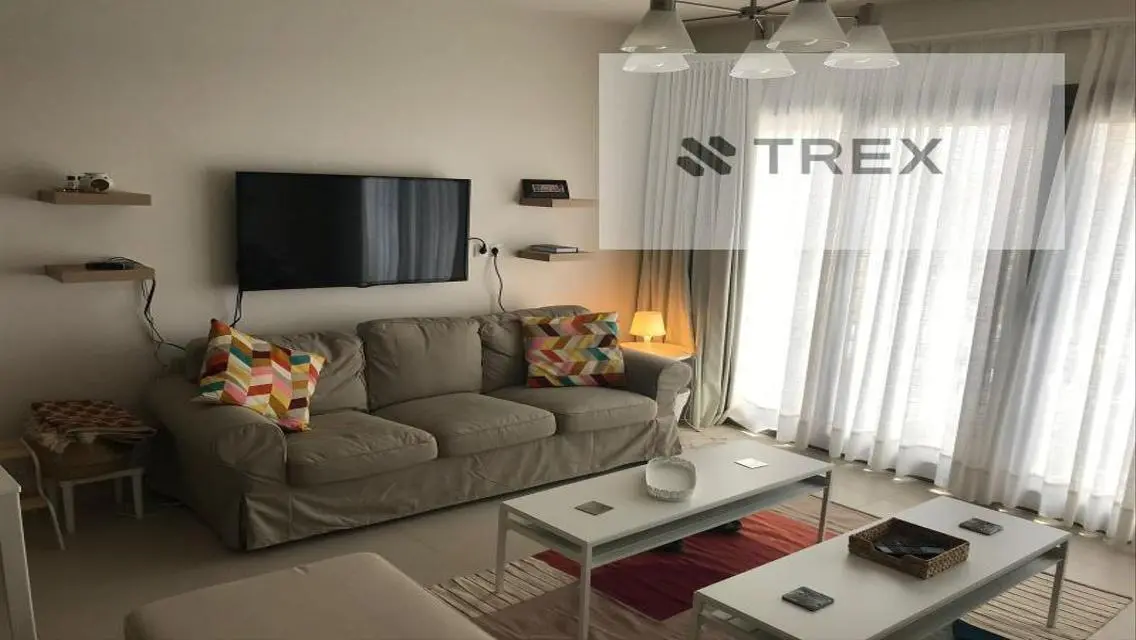 Luxury Apartment with Lake View - 3300 sqm