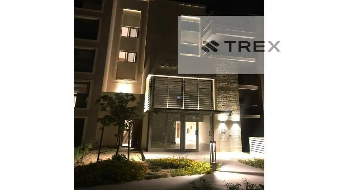 Luxury Apartment with Lake View - 3300 sqm