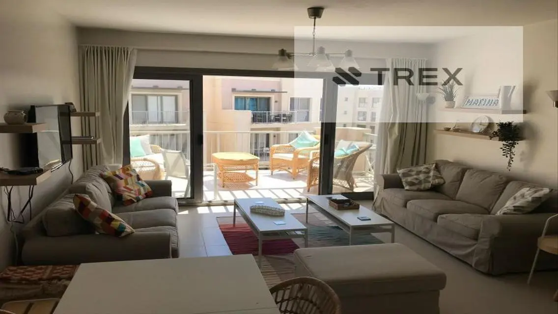 Luxury Apartment with Lake View - 3300 sqm