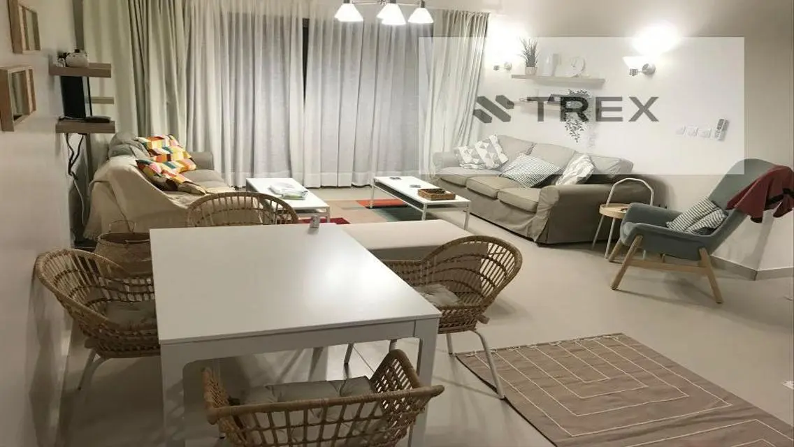 Luxury Apartment with Lake View - 3300 sqm