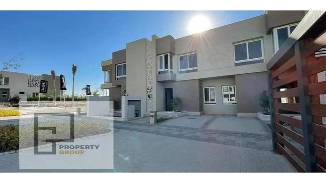 Luxurious Villa for Sale with Ample Space and Magnificent View