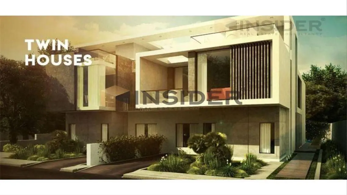 Luxurious Apartment in Fifth Square with 270 sqm
