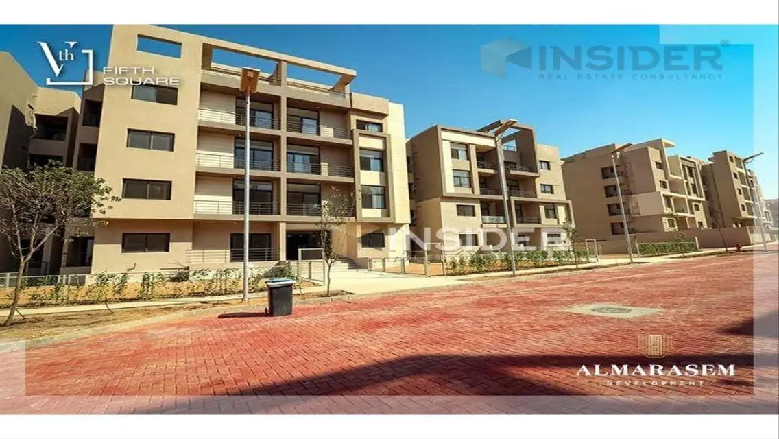 Luxurious Apartment in Fifth Square with 270 sqm