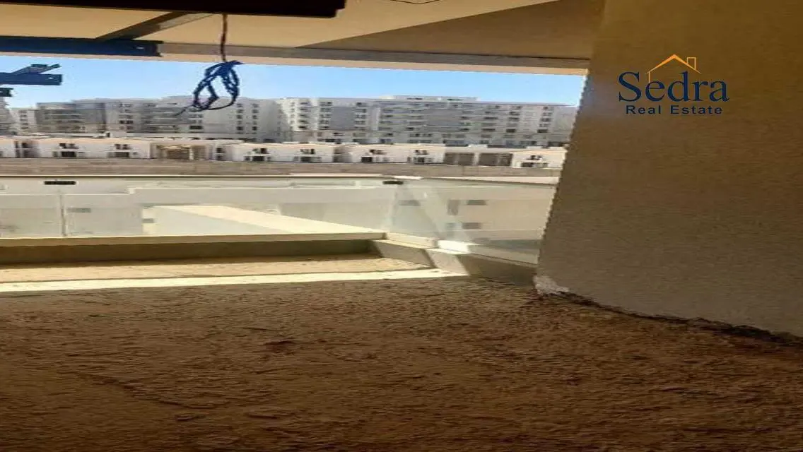 شقة للبيع في ماونتن فيو سيتي مع إطلالة رائعة
