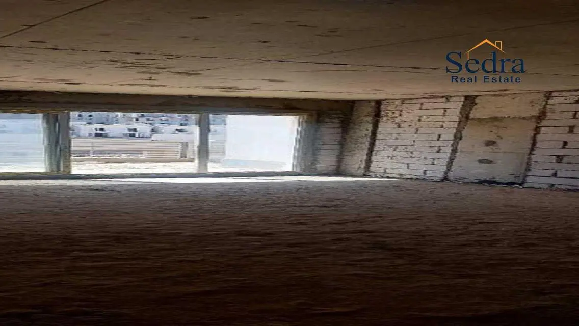 شقة للبيع في ماونتن فيو سيتي مع إطلالة رائعة