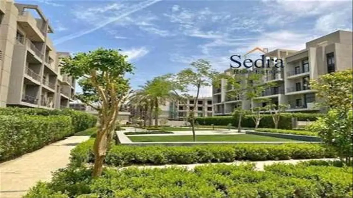 Luxury Apartment for Sale with Stunning Lake View