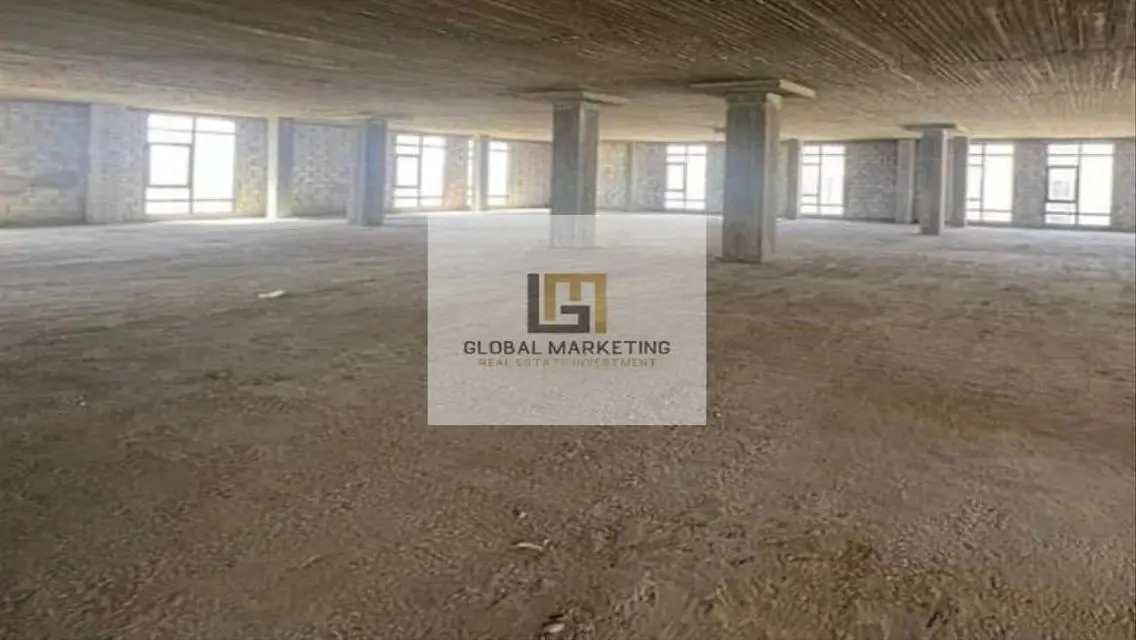 شقة مذهلة بمساحة 700 متر بثلاث غرف نوم للبيع