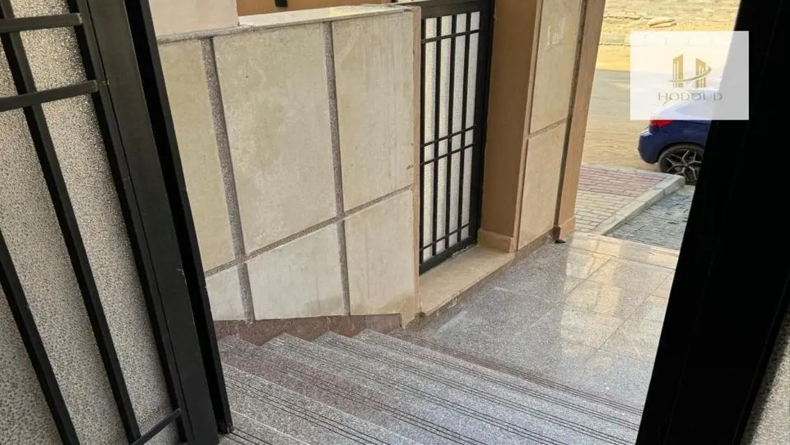 Luxury Apartment for Sale - 200 sqm with Balcony and Walk-in Closet