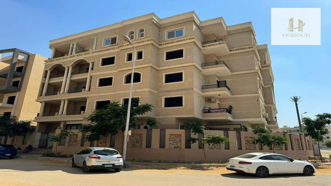 Luxury Apartment for Sale - 200 sqm with Balcony and Walk-in Closet