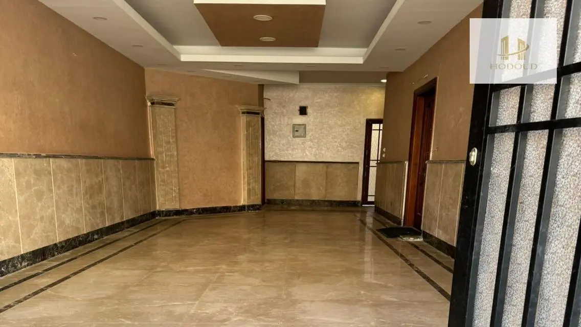 Luxury Apartment for Sale - 200 sqm with Balcony and Walk-in Closet
