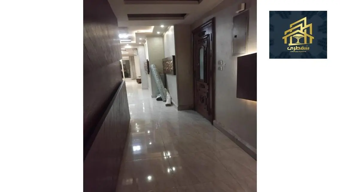 Luxury Apartment for Sale in R15020-190