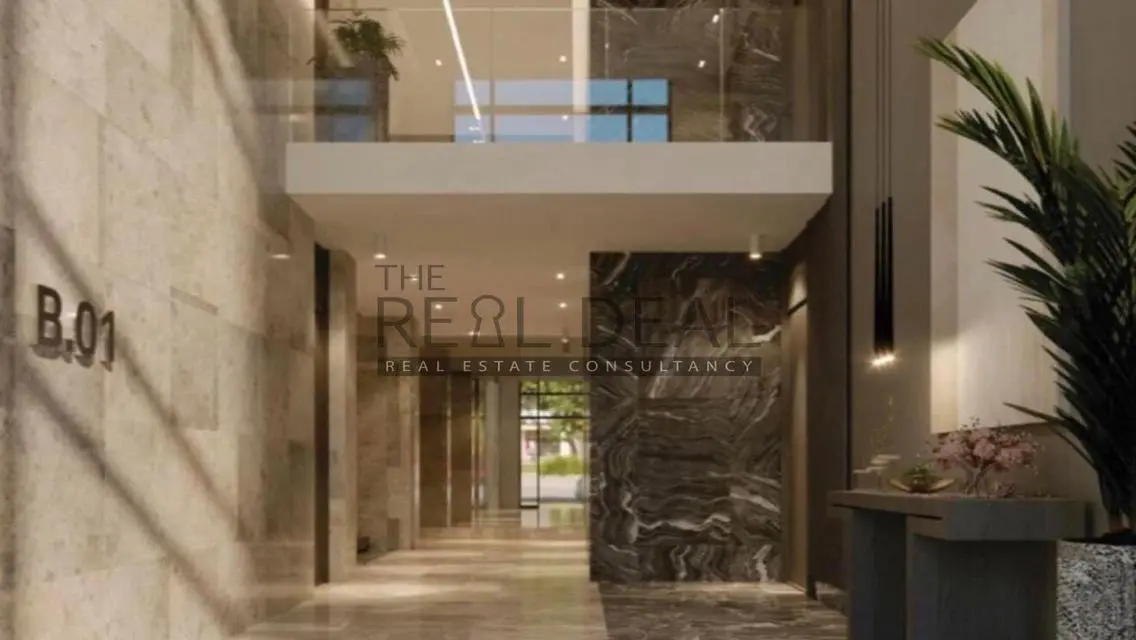 Luxury Apartment at Club Hills October