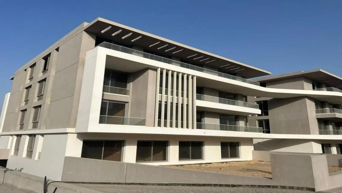 Luxury Apartment for Sale at 6,000,000 with All Amenities