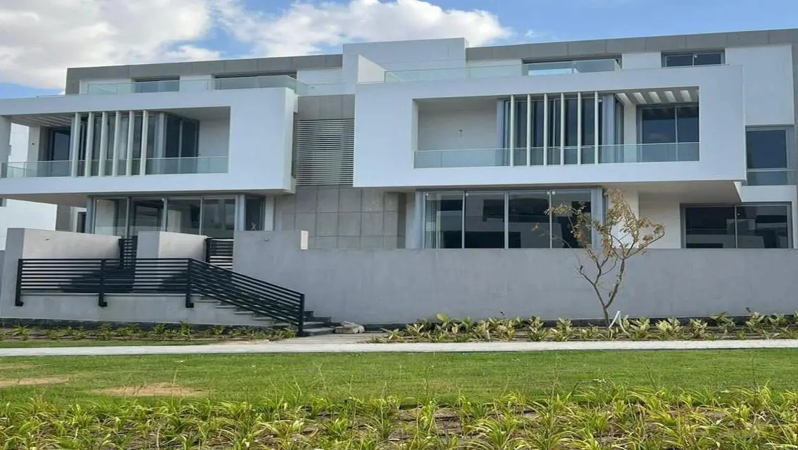 Luxury Apartment for Sale at 6,000,000 with All Amenities