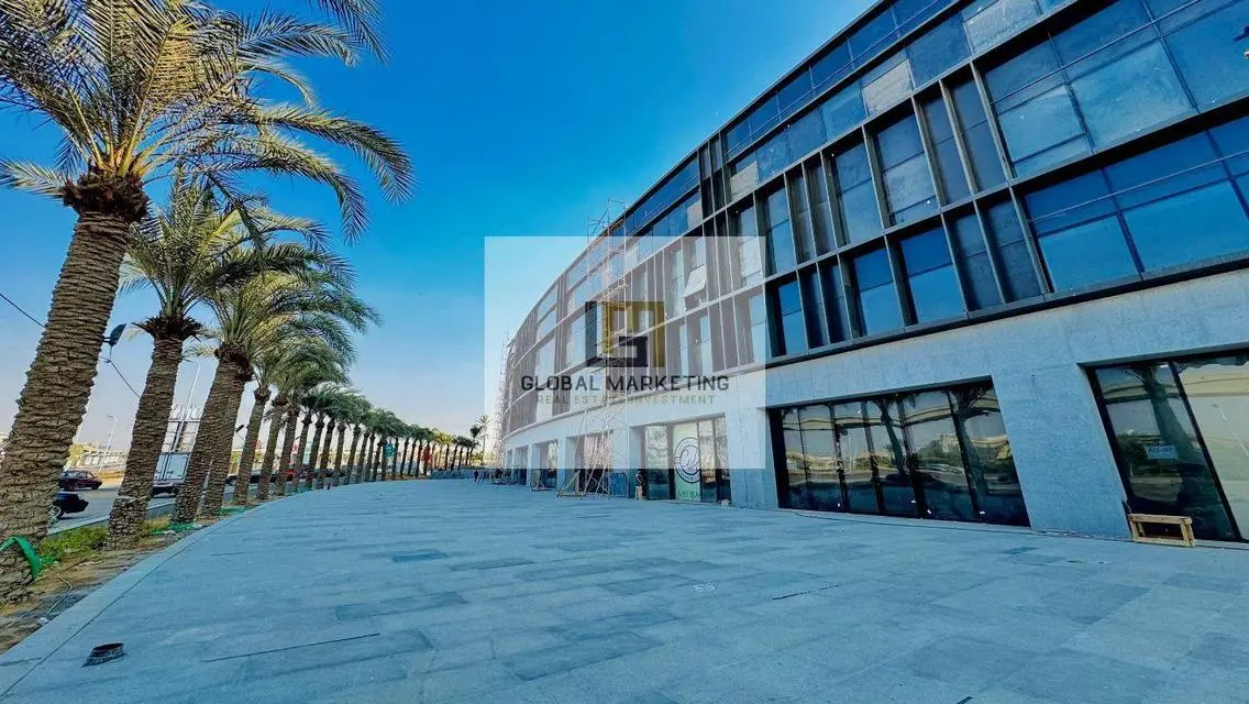 Spacious 750 sqm Office for Rent in Prime Location