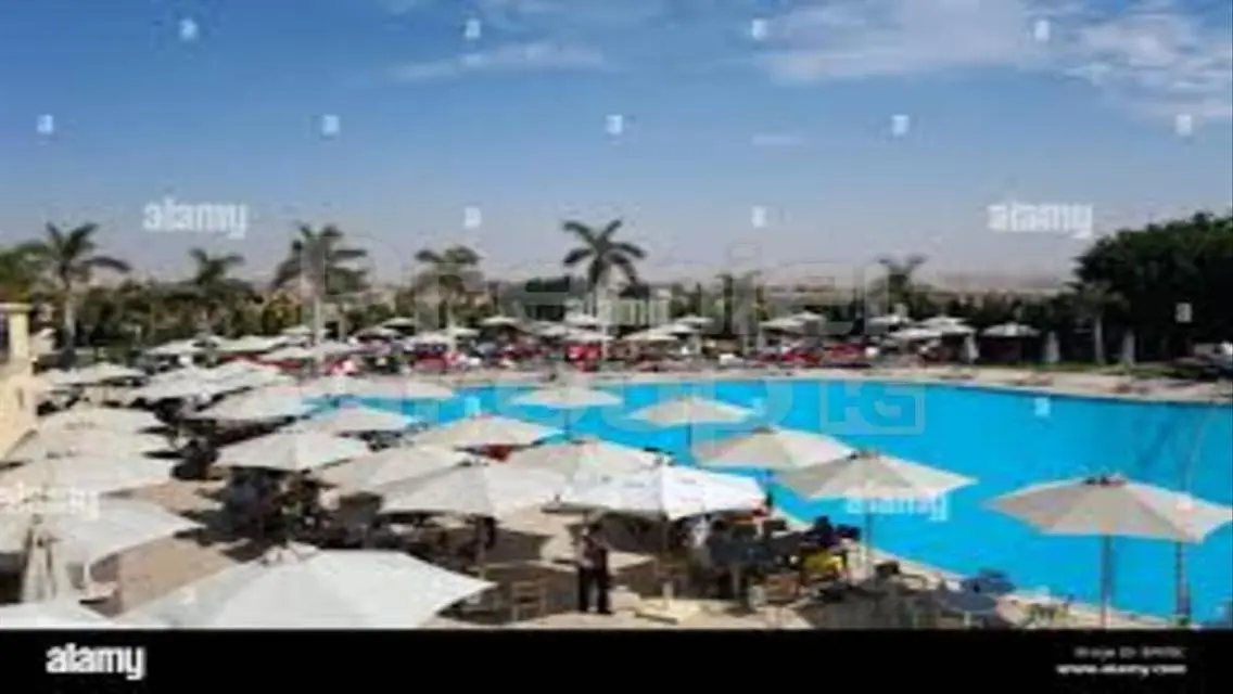 شقة فاخرة للبيع بمساحة 450 متر