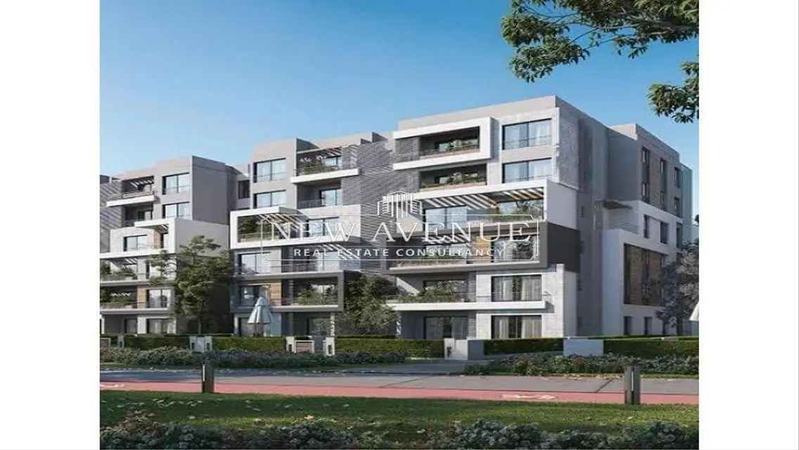 Luxury Villa for Sale with Private Garden and Main Landmark View