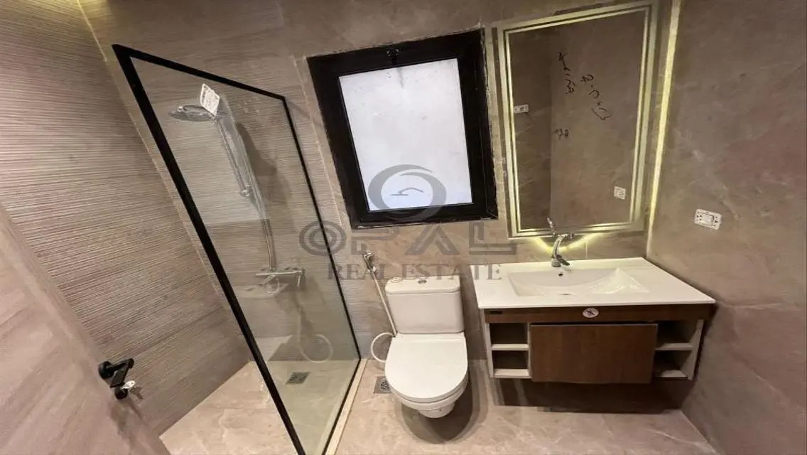 Apartment for Rent in West Beverly Hills Area