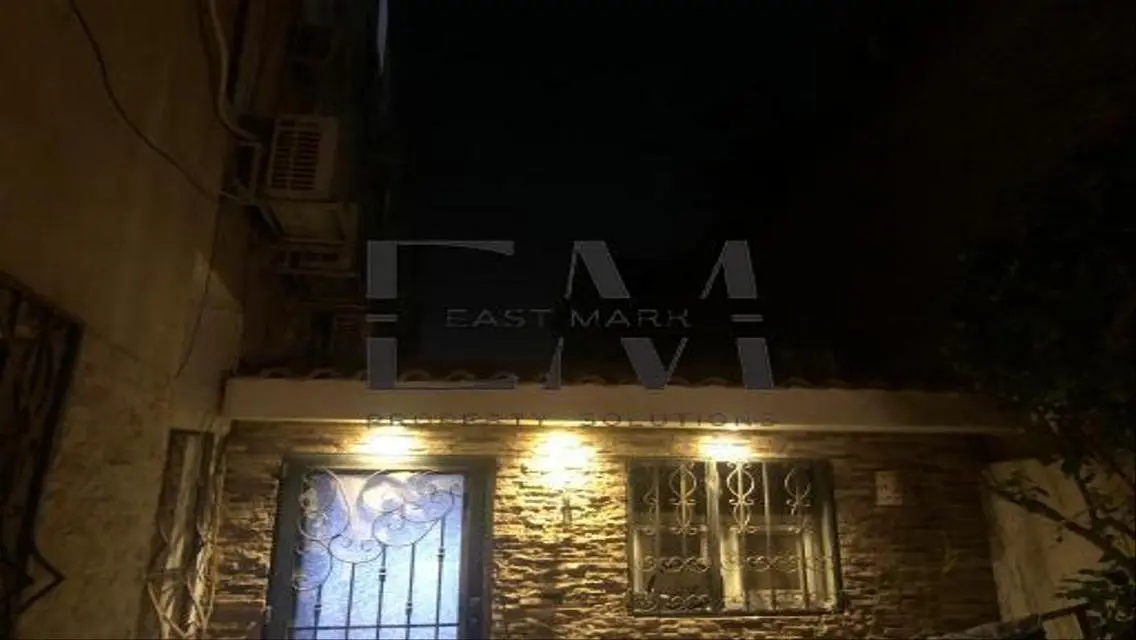 فيلا فاخرة بمساحة 200 متر في منطقة هادئة