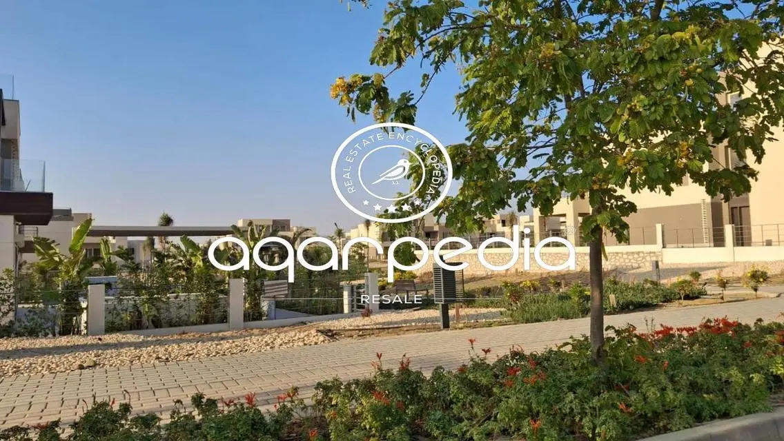 Luxury Villa for Sale with Private Balcony and Garden