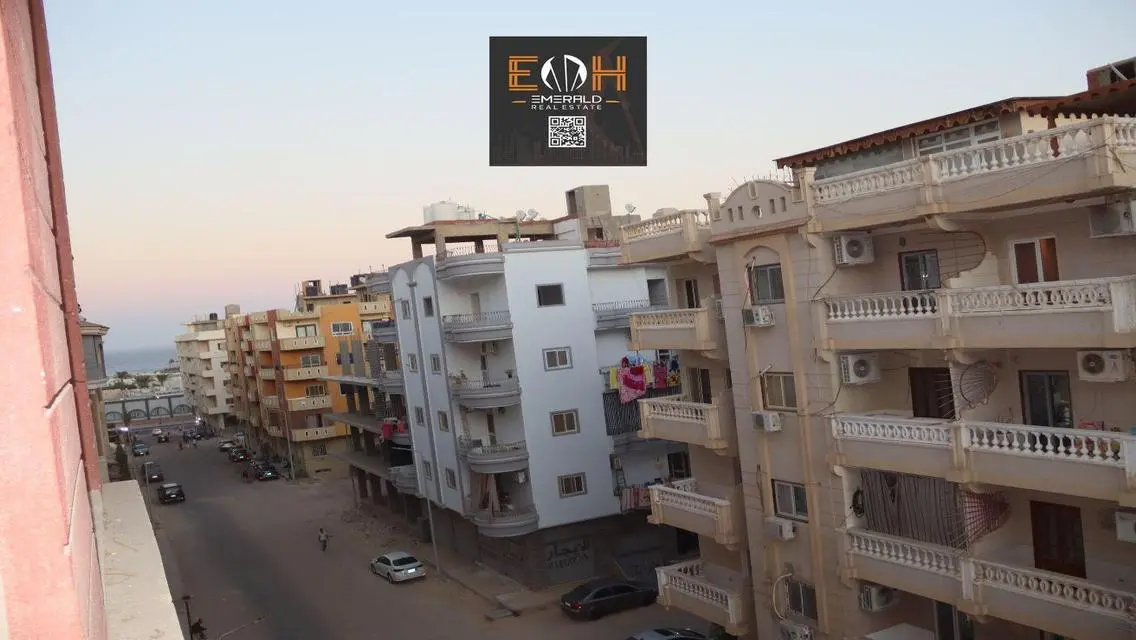 شقة فاخرة للايجار في فلورينزا خمسين