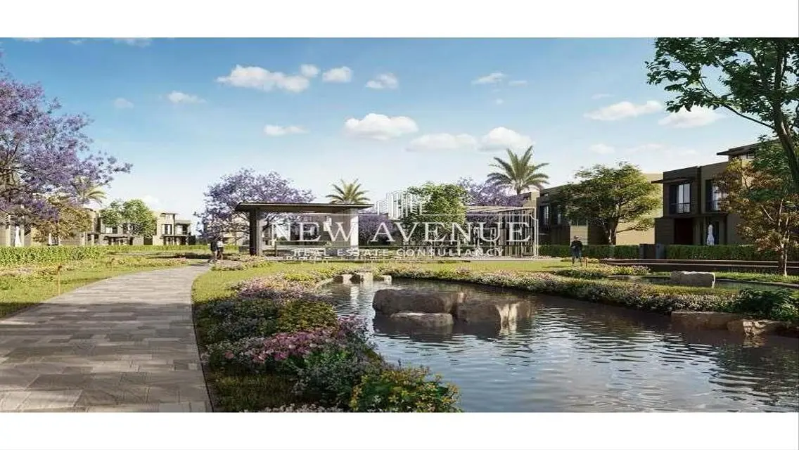 Luxurious Apartment with Spacious Living Area and Private Garden