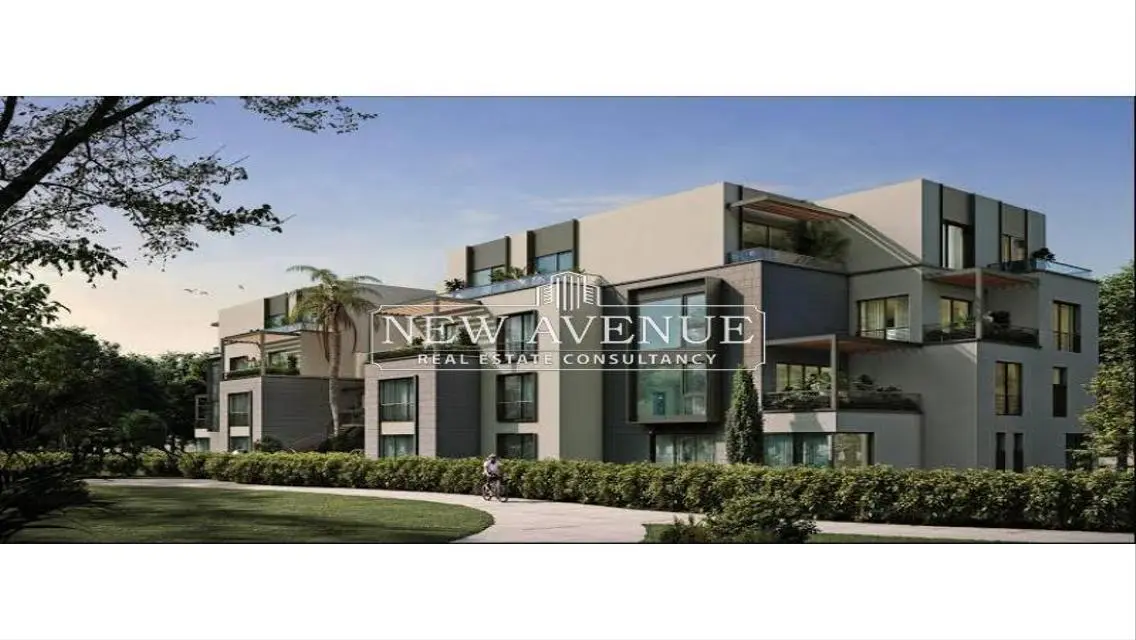Luxurious Apartment with Spacious Living Area and Private Garden