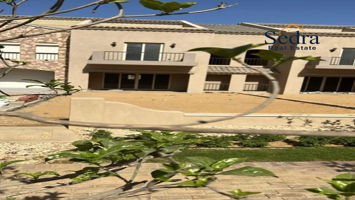 فيلا فاخرة في جرين سكوير