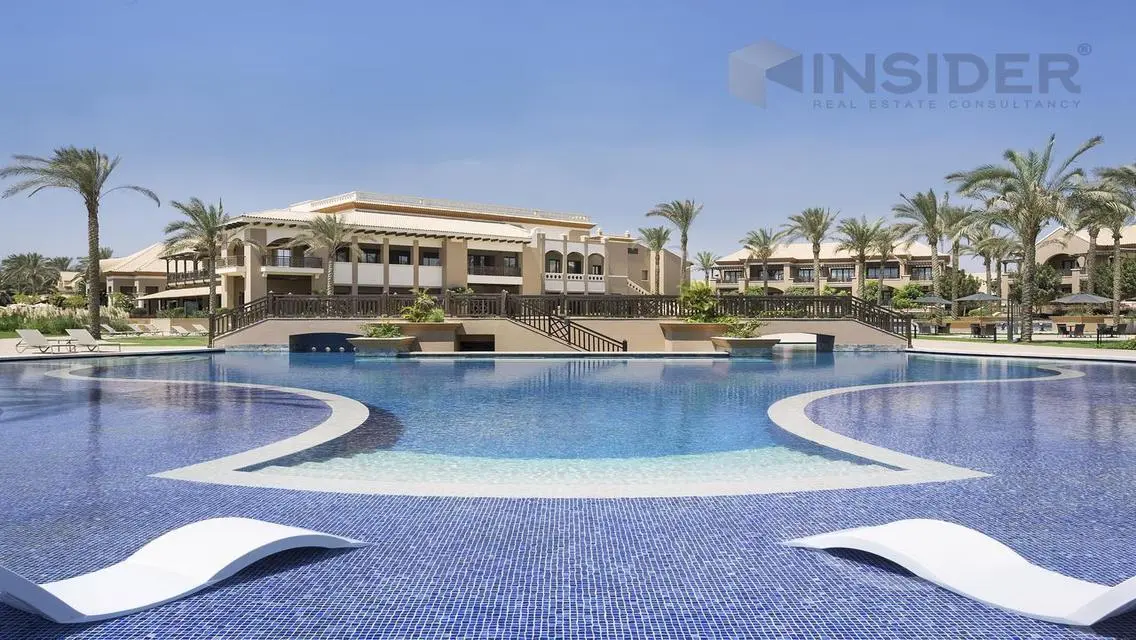 Luxury Villa with Private Garden and Pool