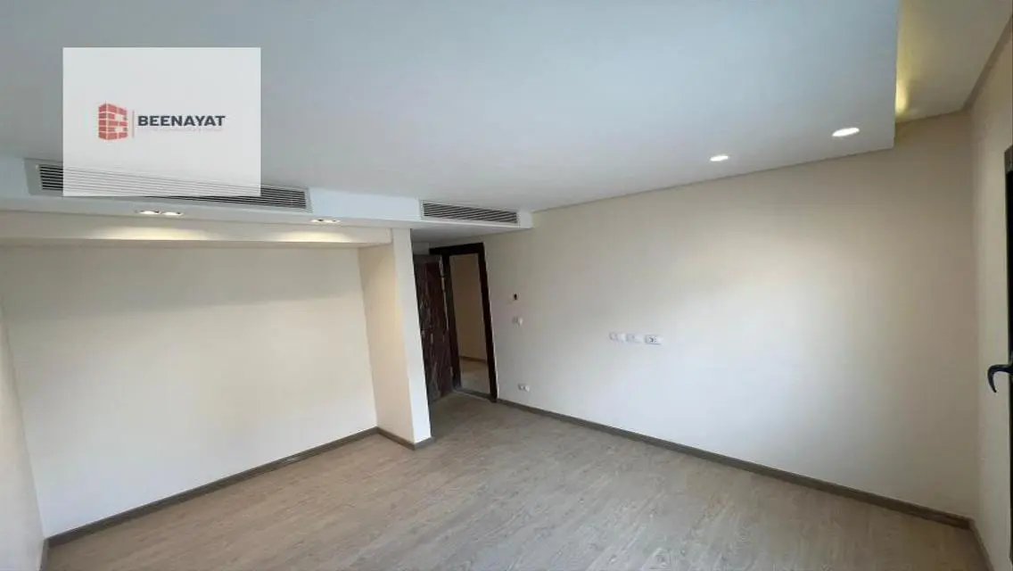 Stunning Apartment for Sale - 250 m² for 35000