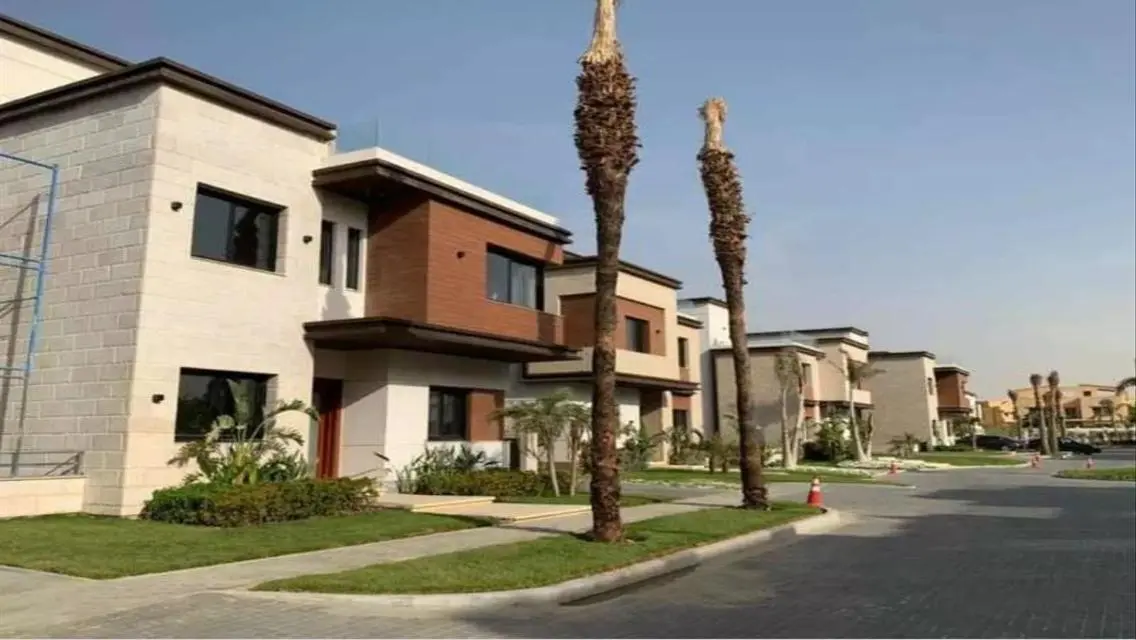 Luxury Home for Sale with Private Garden and Pool