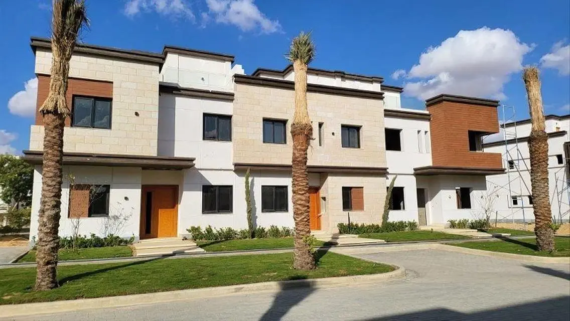 Luxury Home for Sale with Private Garden and Pool